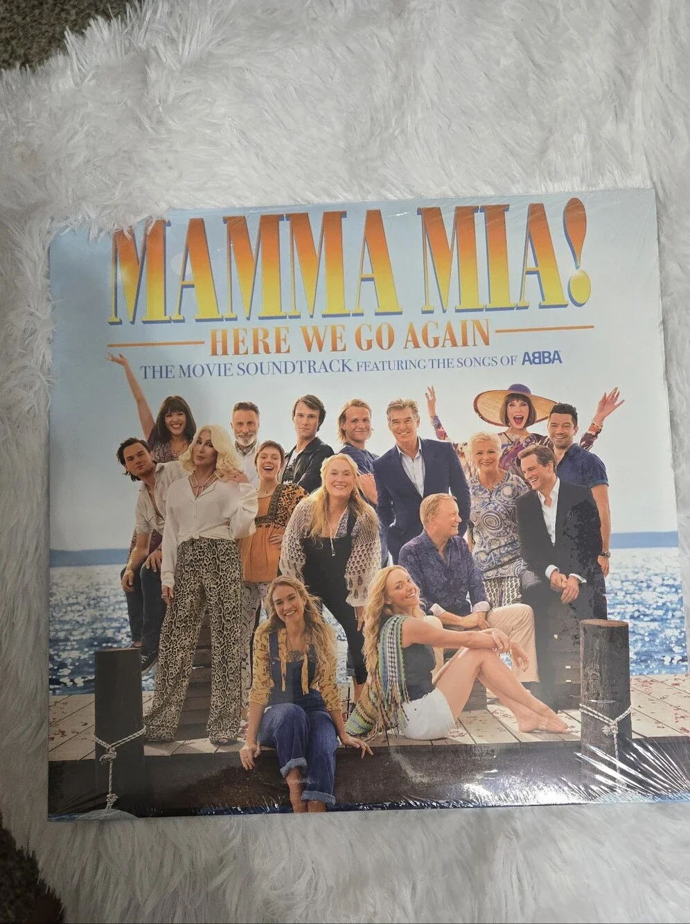 MAMMA MIA! Here We Go Again Movie Soundtrack Vinyl – White & Blue Cover